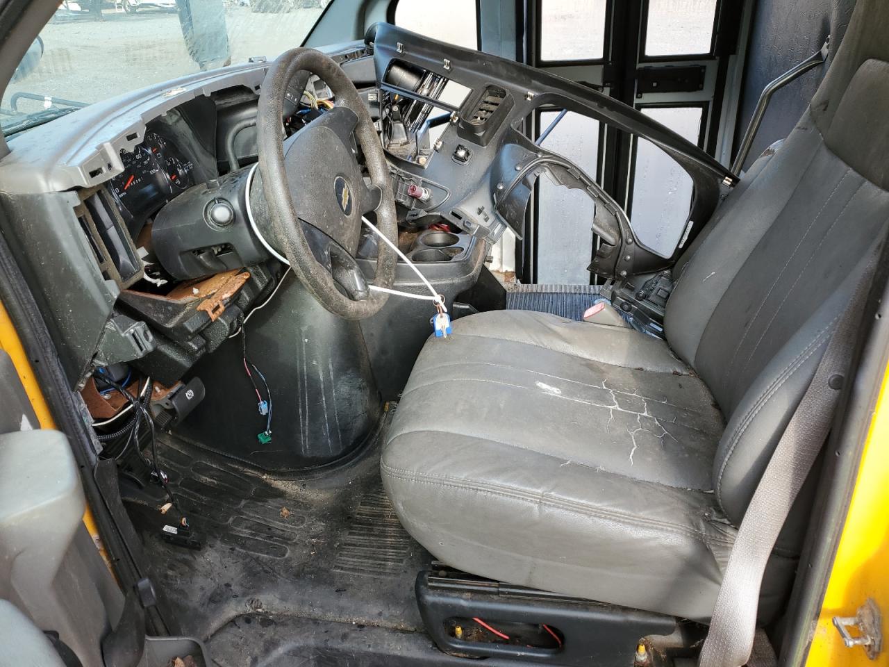 2011 CHEVROLET MINOTOUR G