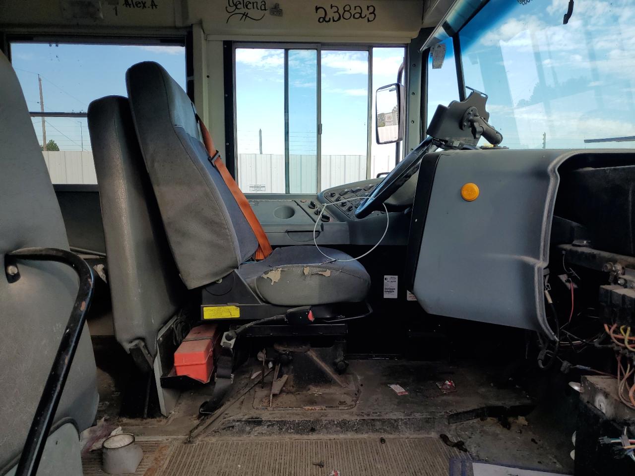 2013 IC CORPORATION CE SERIES