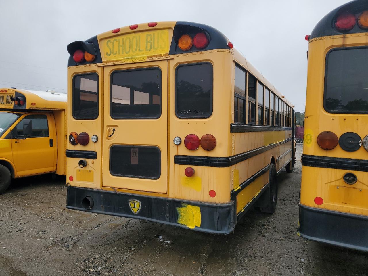 2009 IC CORPORATION CE SERIES