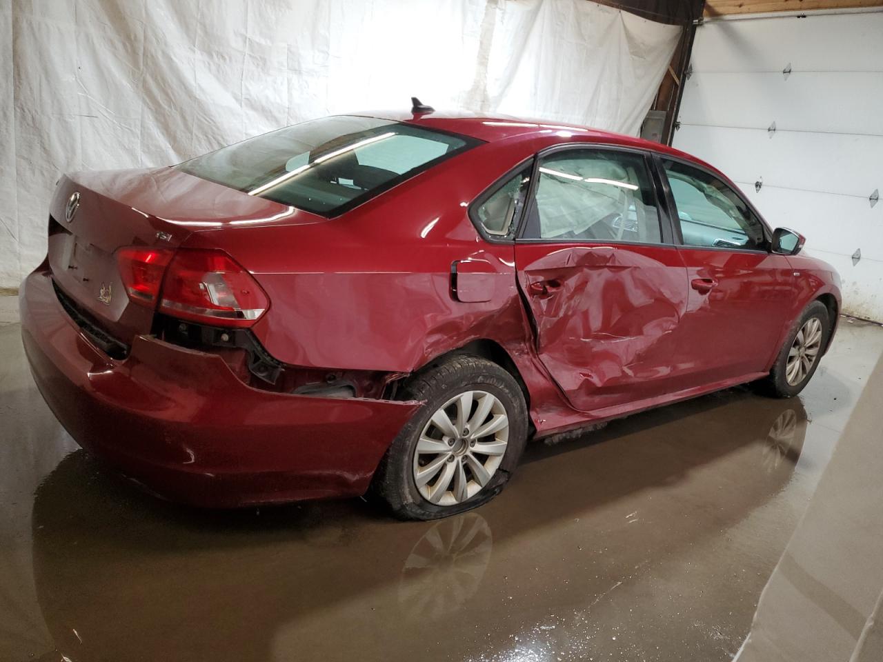 2015 VOLKSWAGEN PASSAT