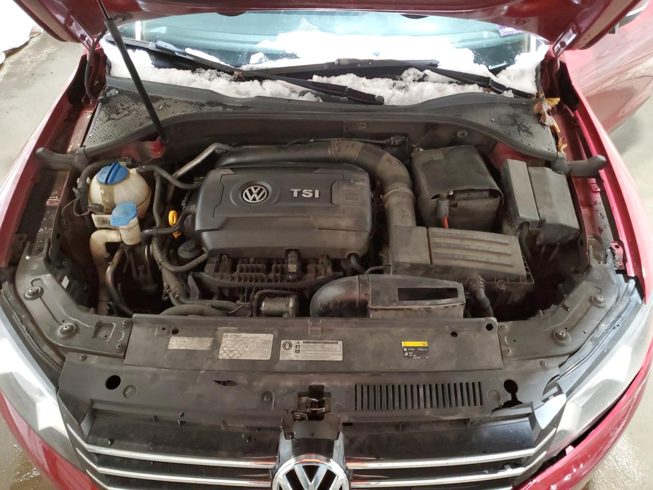 2015 VOLKSWAGEN PASSAT