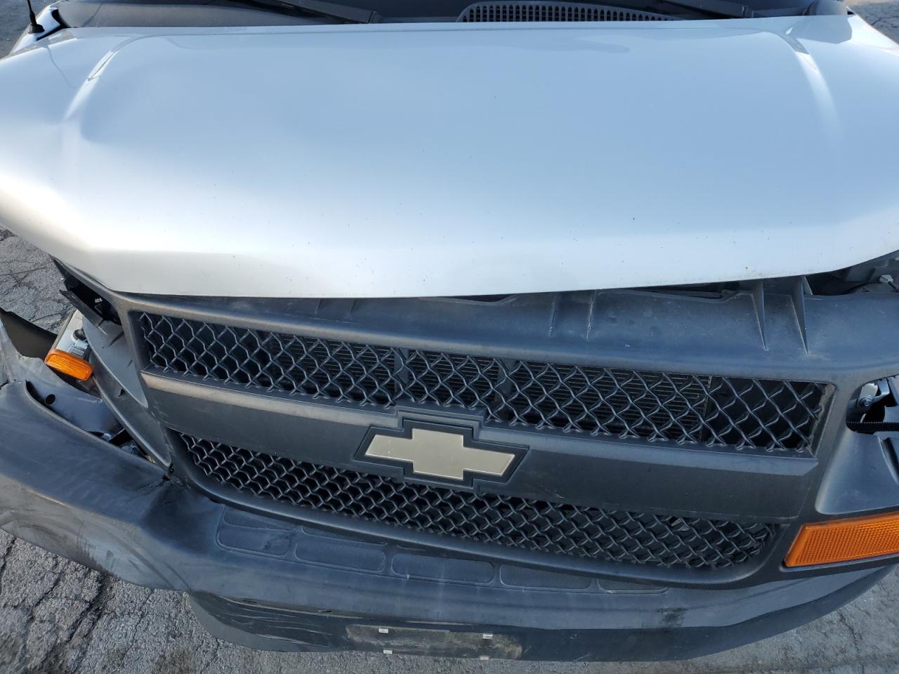 2015 CHEV EXPRESS