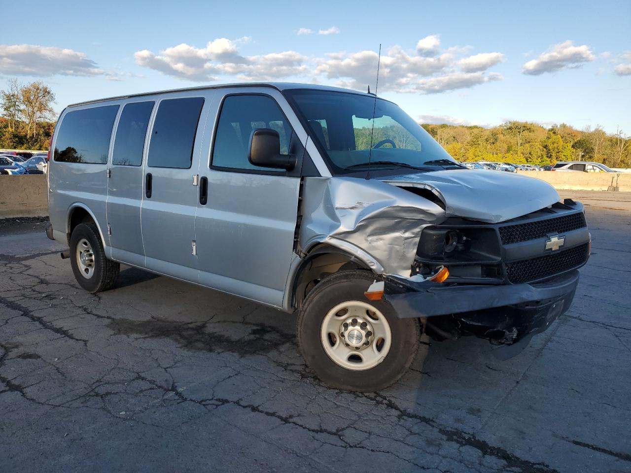 2015 CHEV EXPRESS