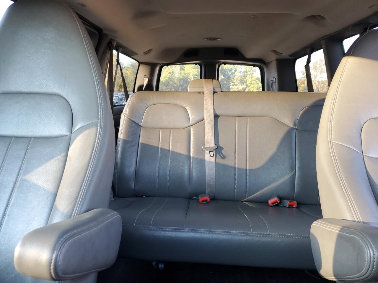 2015 CHEV EXPRESS