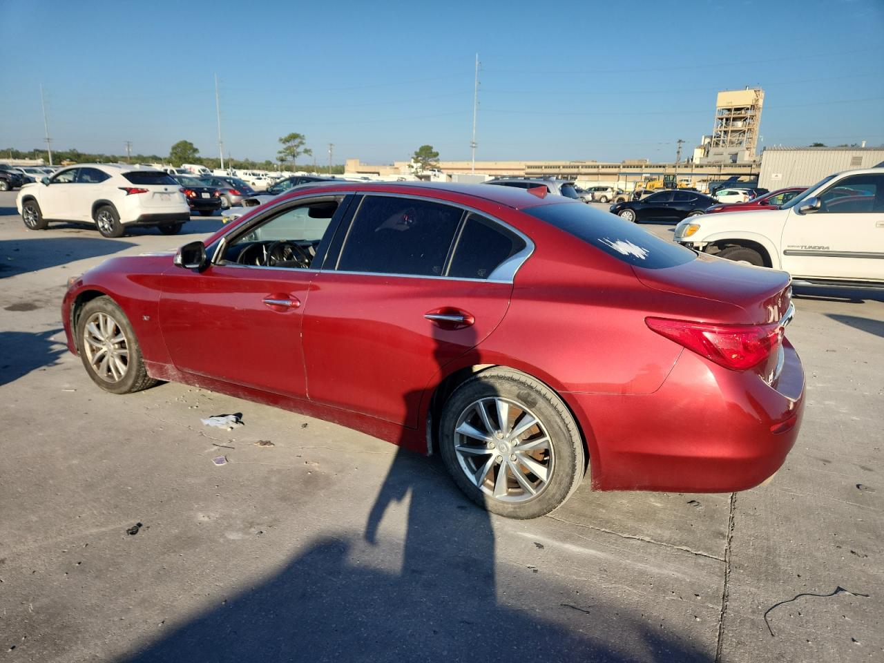 2015 INFINITI Q50