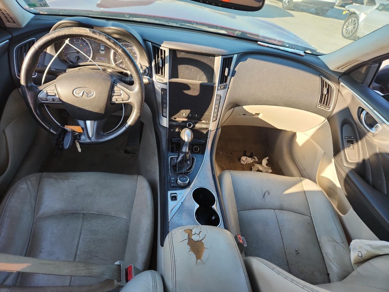 2015 INFINITI Q50