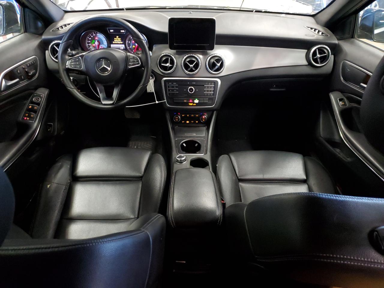 2017 MERZ GLA-CLASS