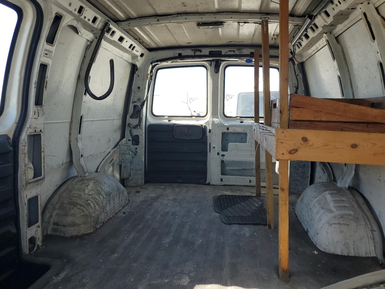 2002 CHEVROLET EXPRESS
