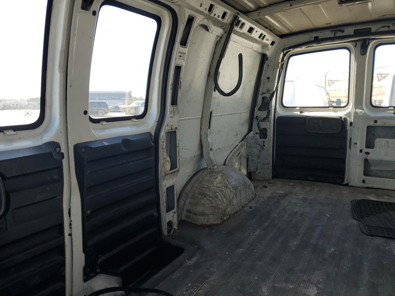 2002 CHEVROLET EXPRESS