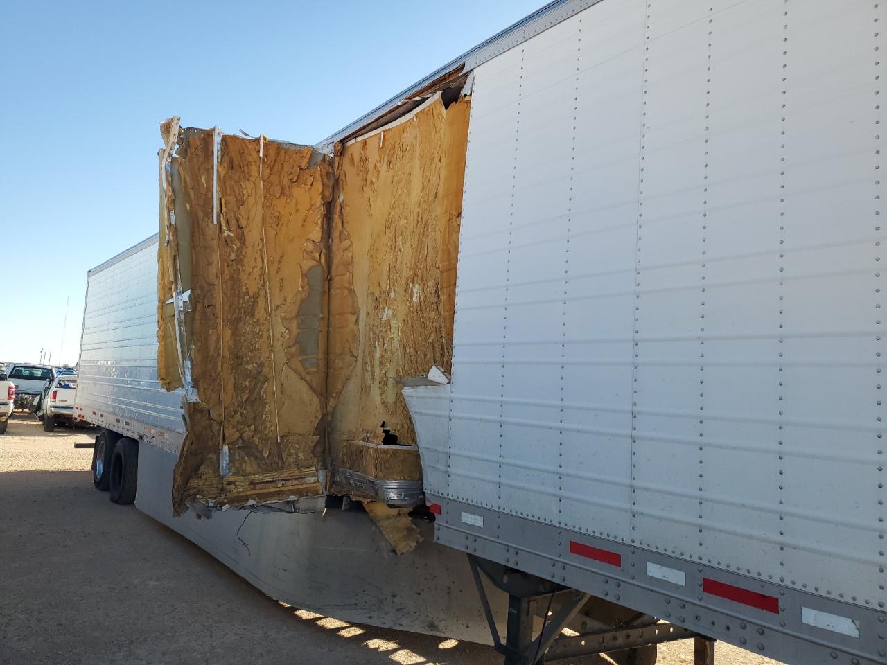 2012 SEMI TRAILER