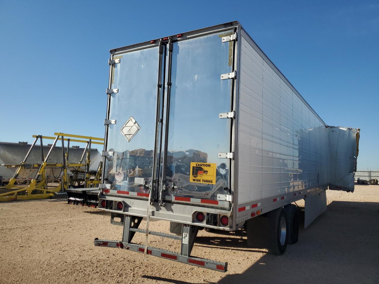 2012 SEMI TRAILER