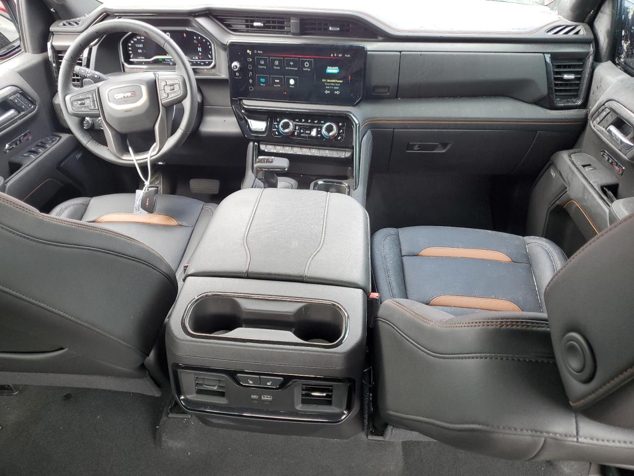 2024 GMC SIERRA