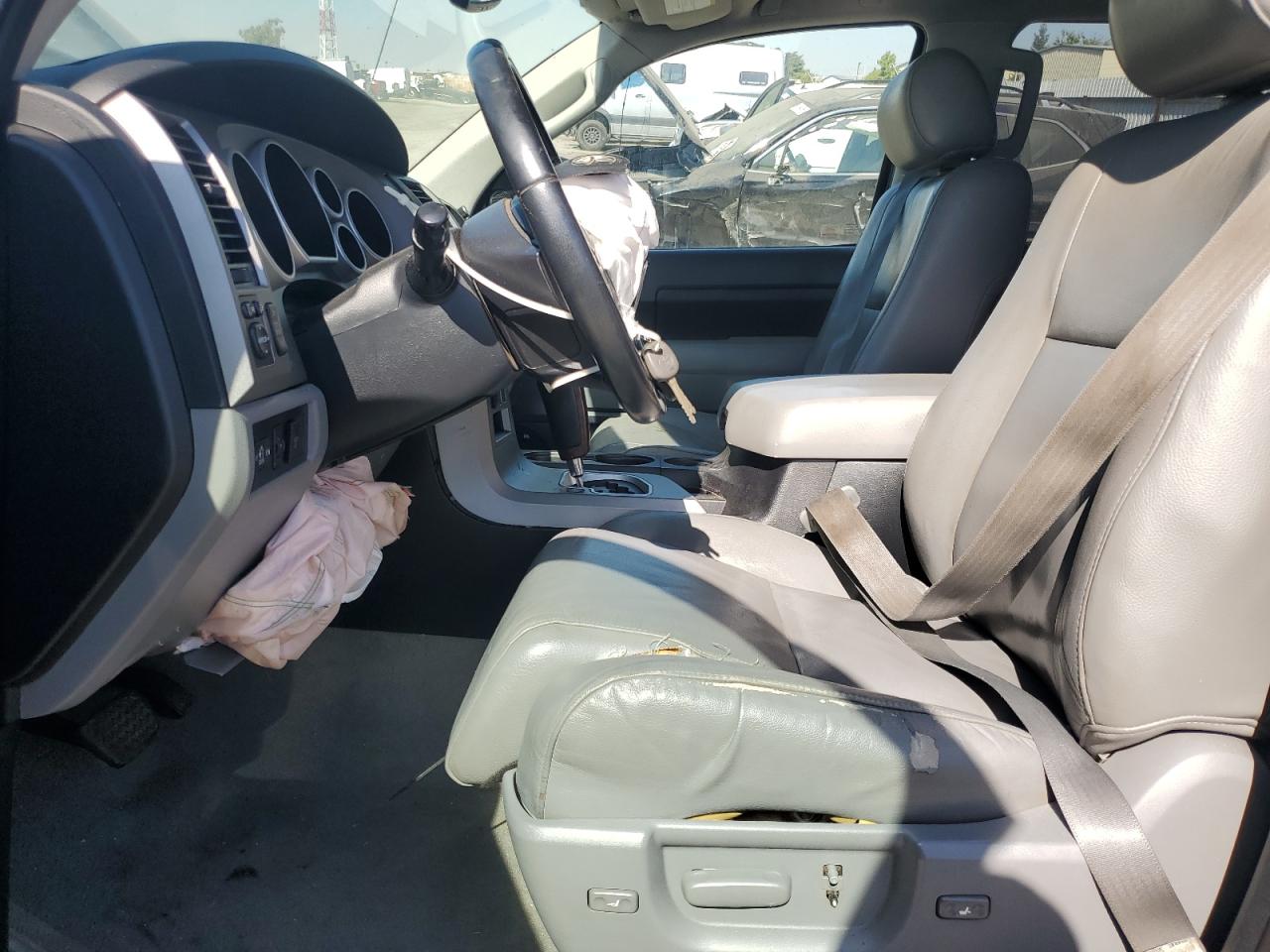 2010 TOYOTA TUNDRA