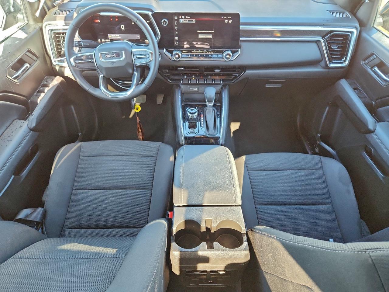 2024 GMC CANYON