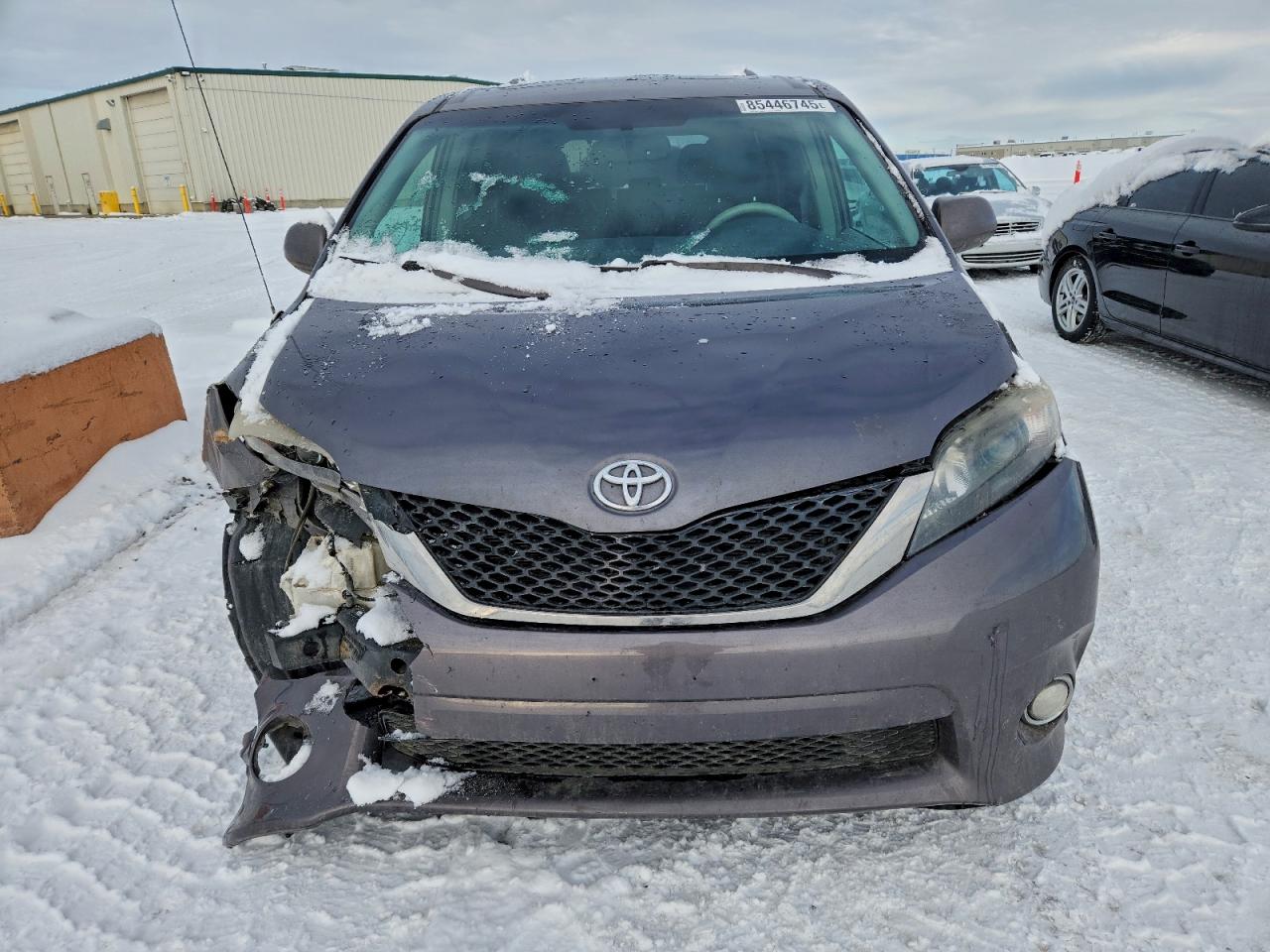 2013 TOYOTA TRUCK/VAN SIENNA