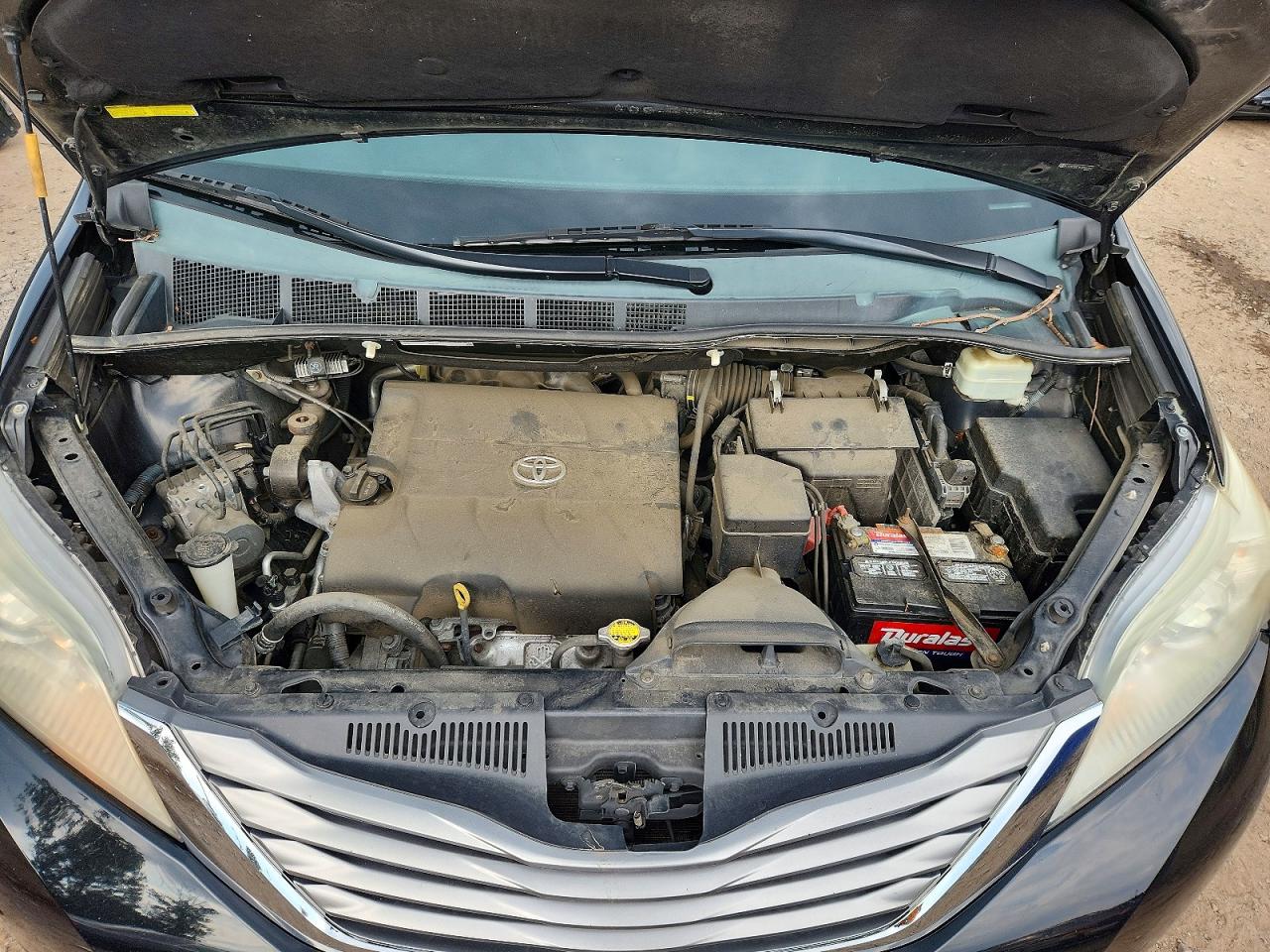2015 TOYOTA SIENNA