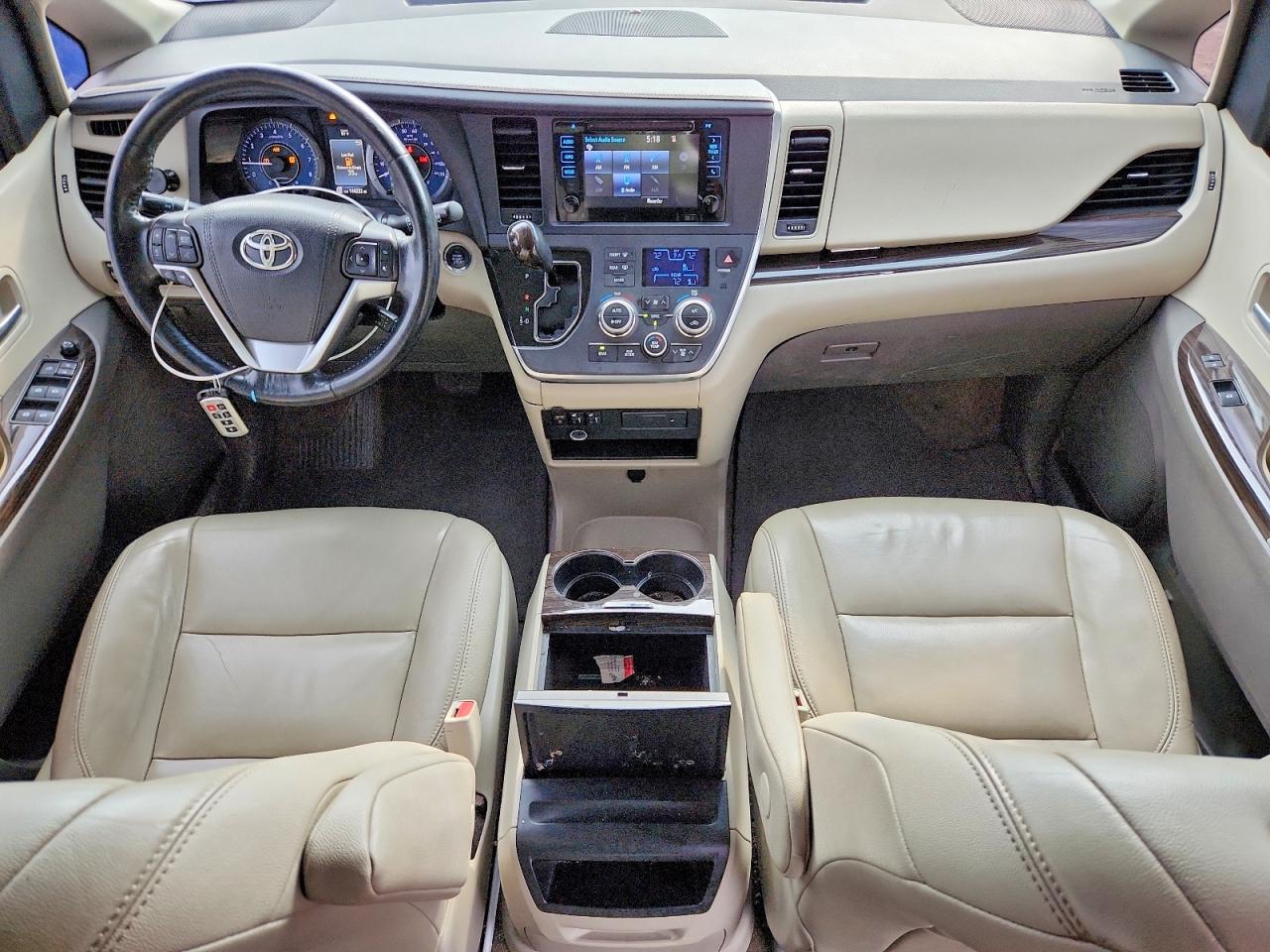 2015 TOYOTA SIENNA