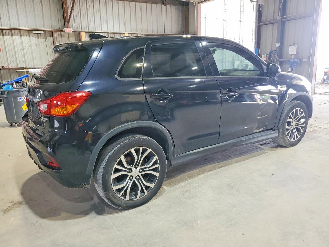 2018 MITSUBISHI OUTLANDER