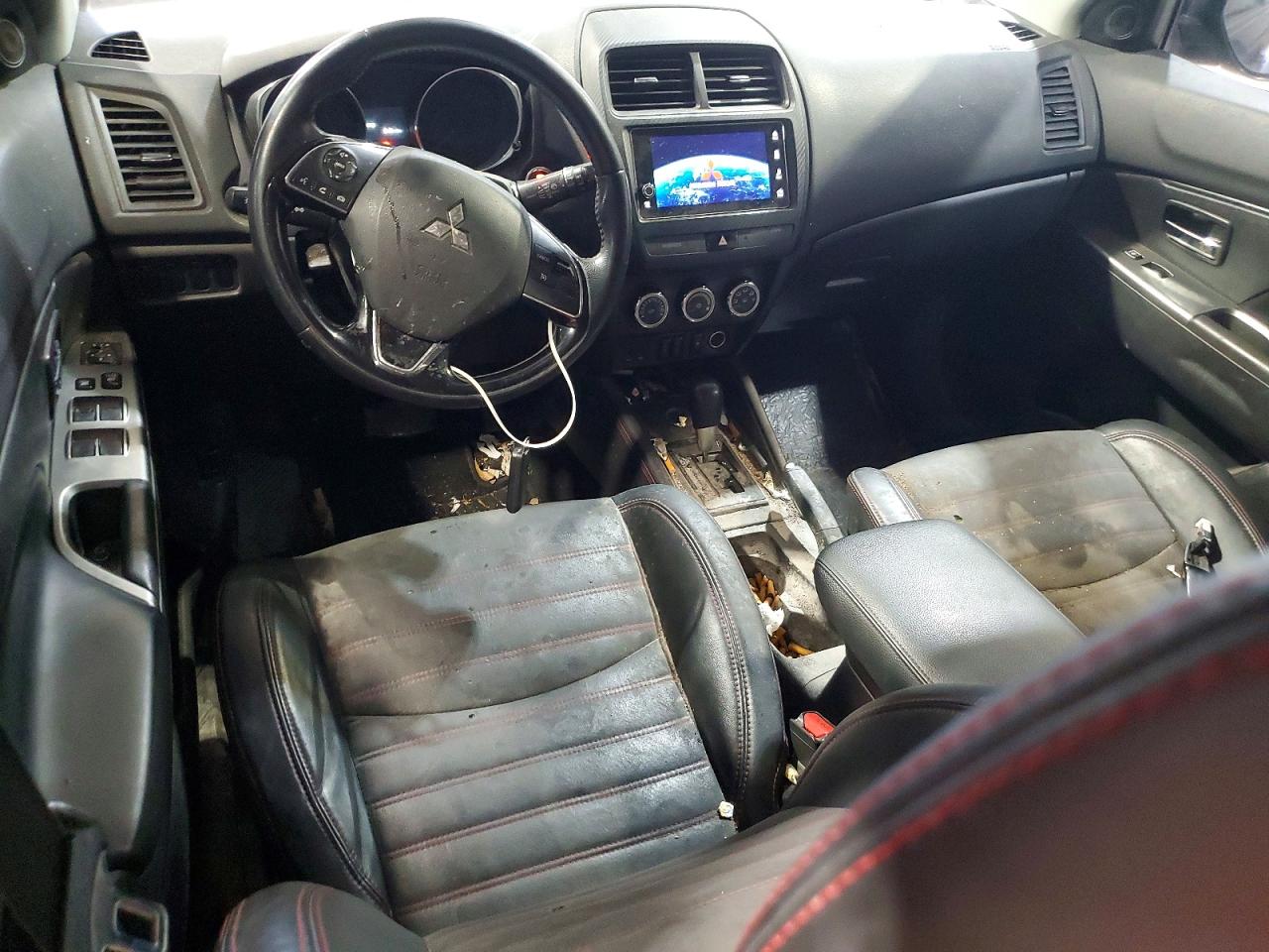 2018 MITSUBISHI OUTLANDER