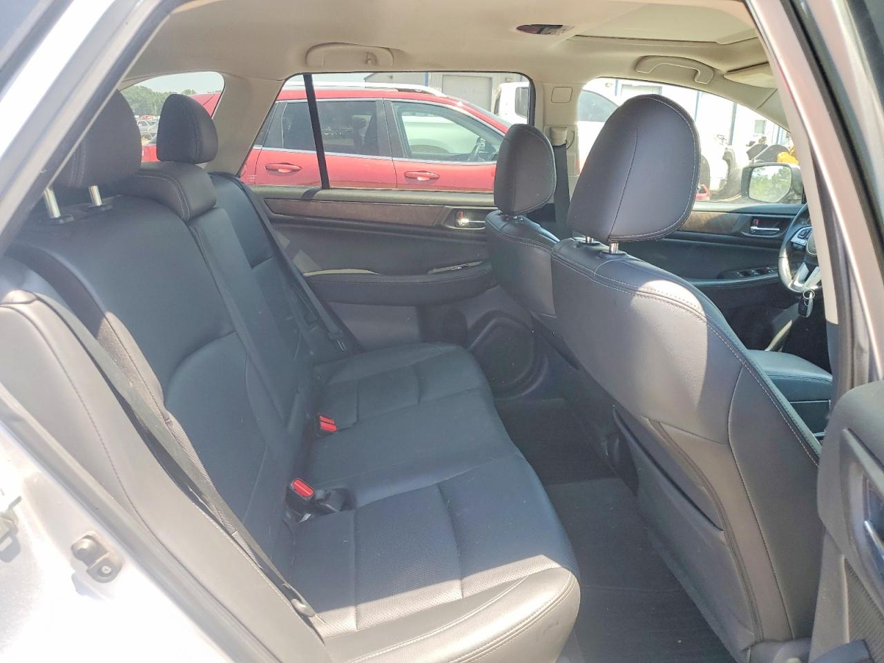 2015 SUBARU OUTBACK