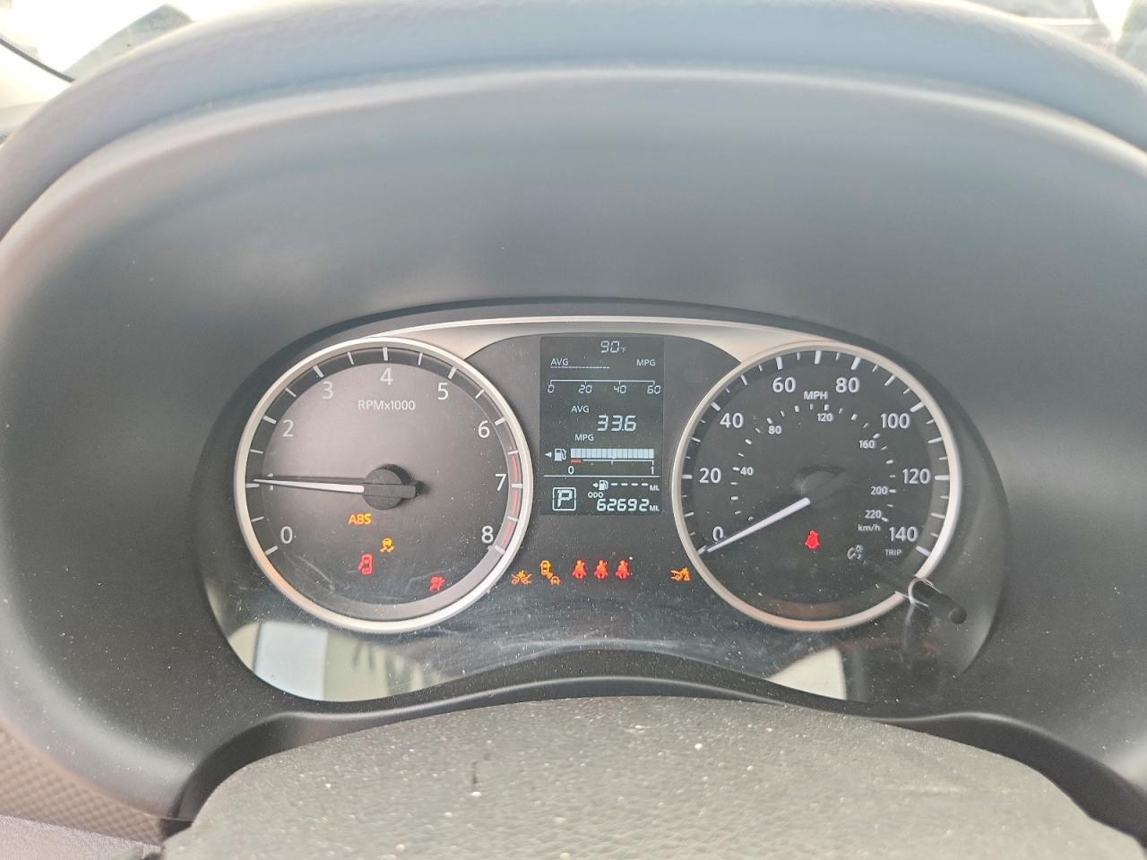 2021 NISSAN KICKS