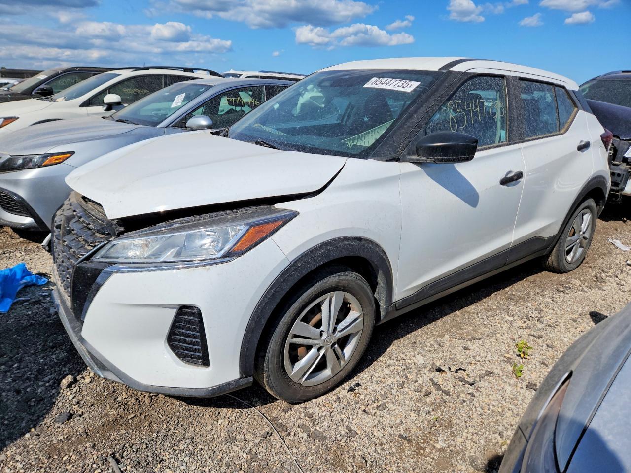 2021 NISSAN KICKS