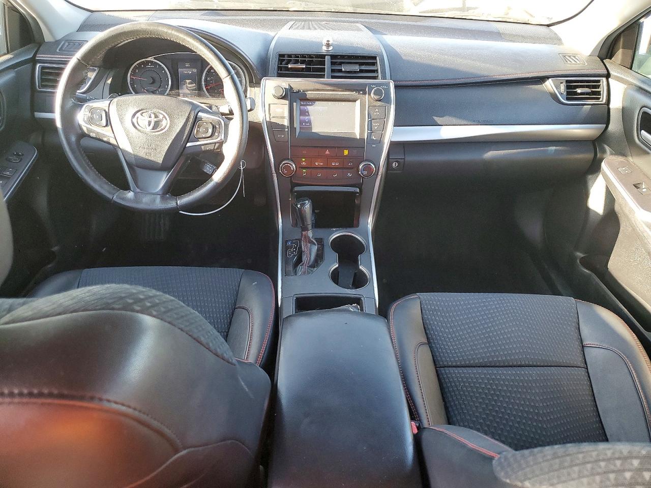 2015 TOYOTA CAMRY