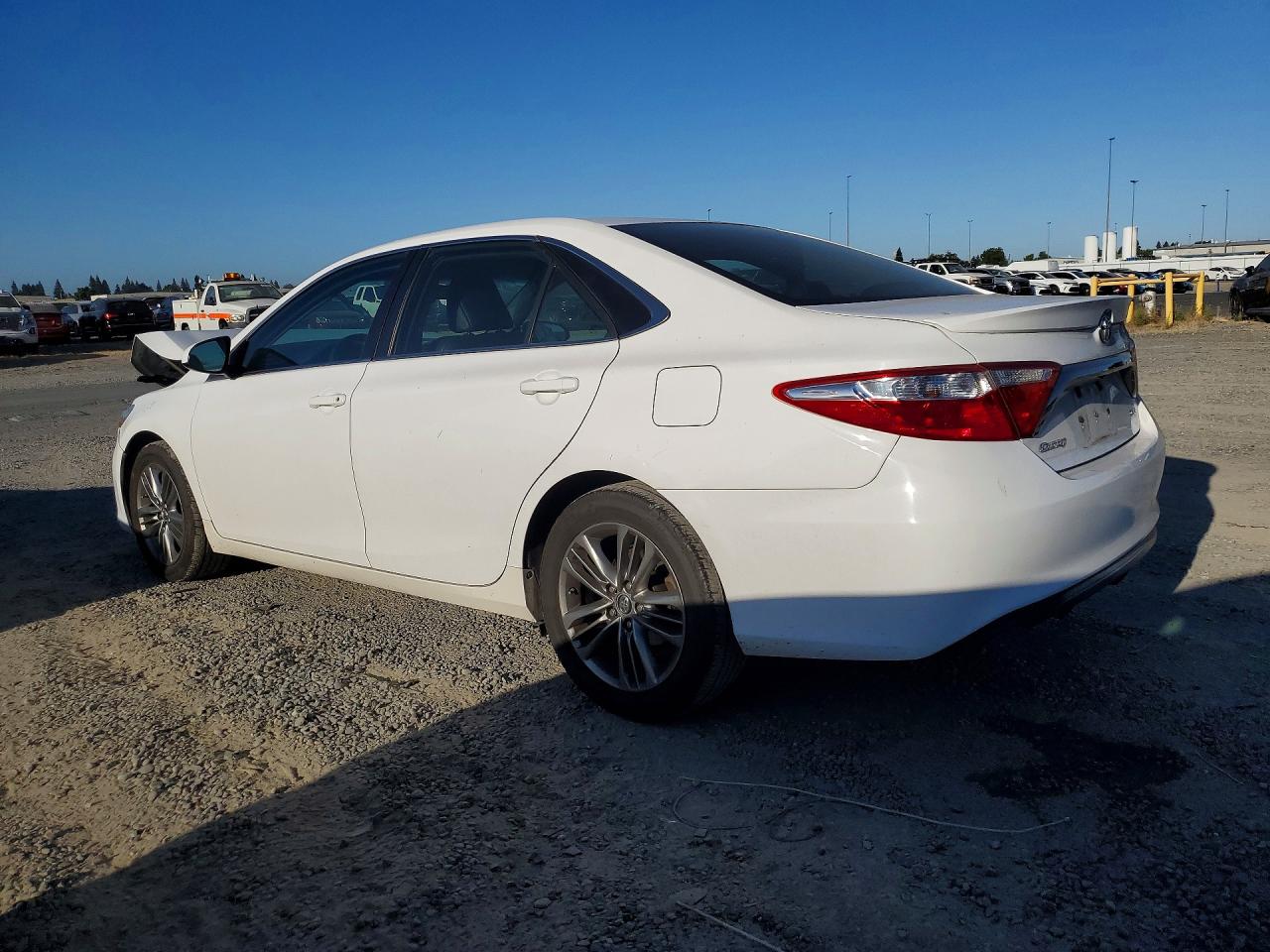 2015 TOYOTA CAMRY