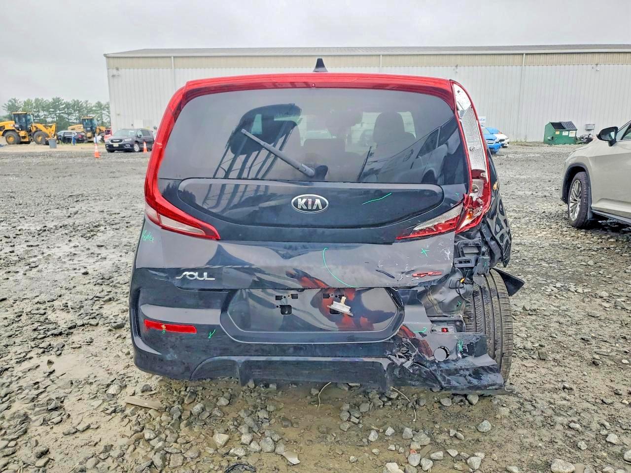 2021 KIA SOUL