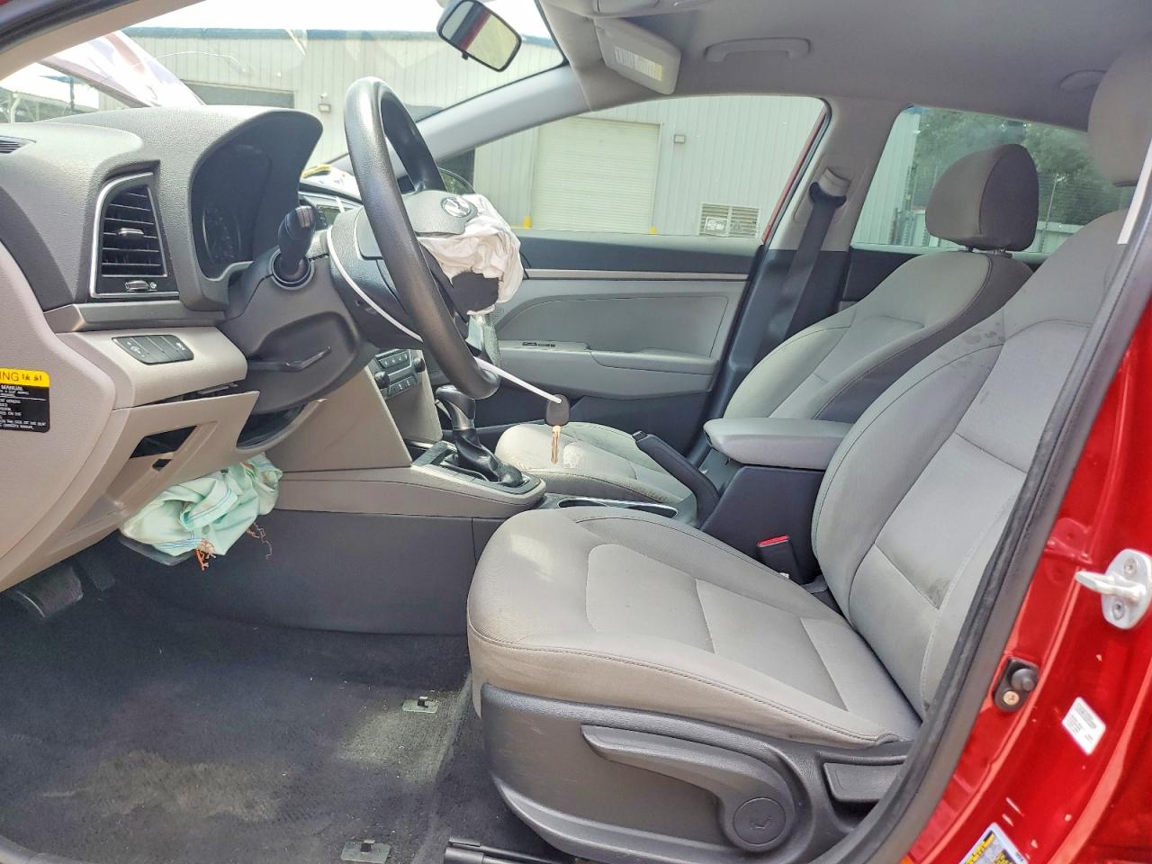 2017 HYUNDAI ELANTRA