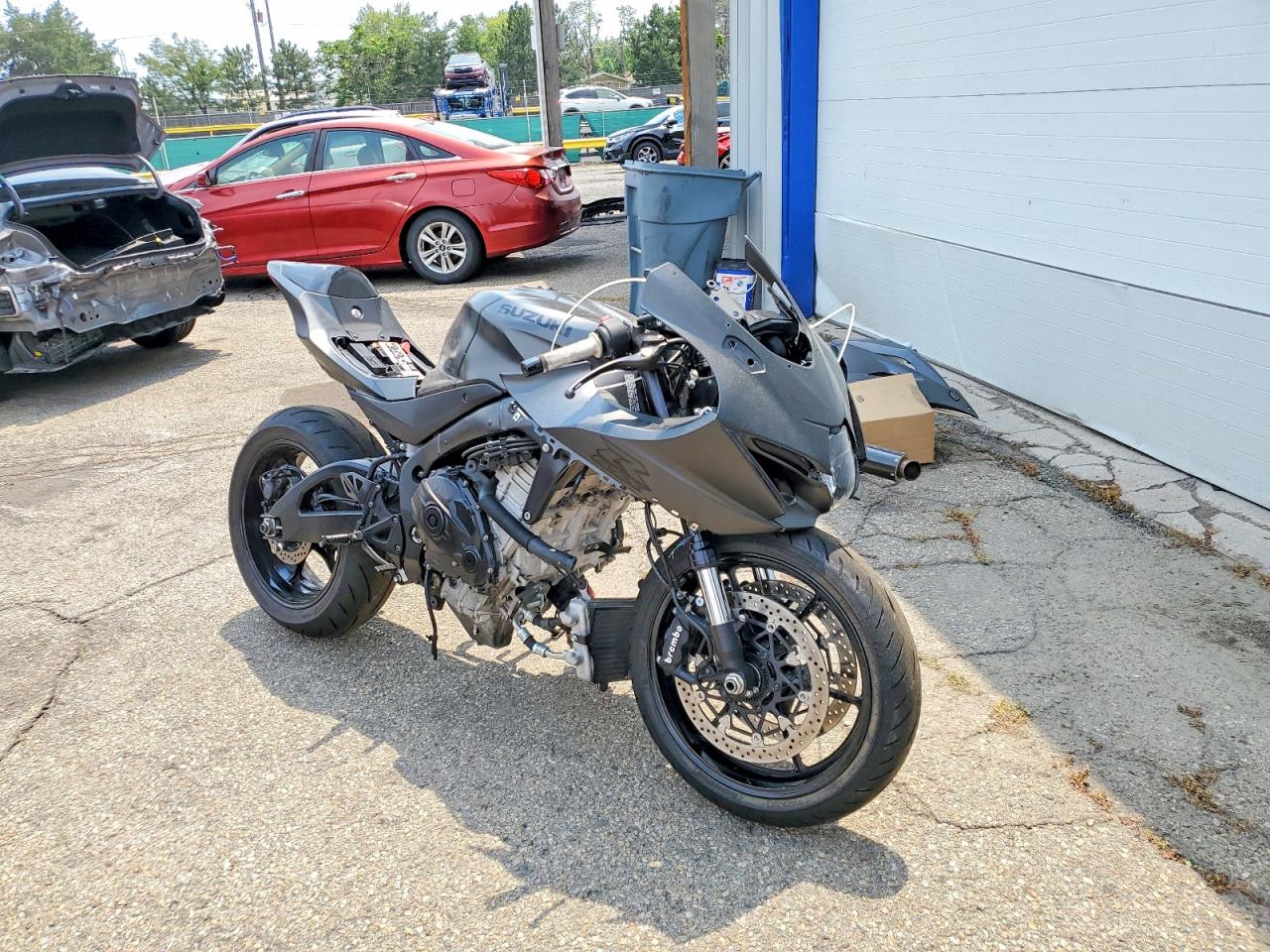 2021 SUZUKI GSXR1000