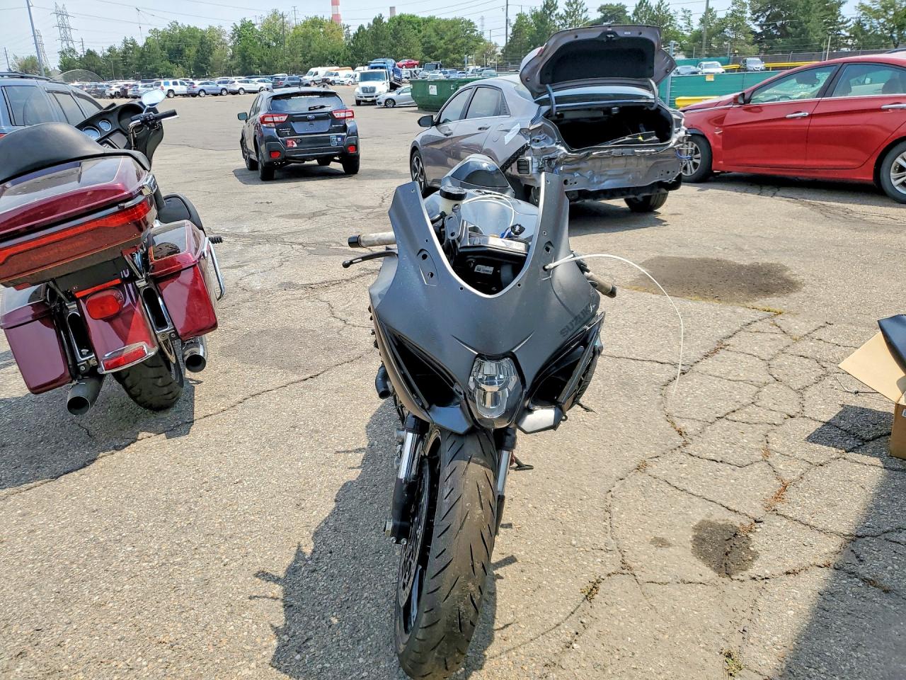 2021 SUZUKI GSXR1000