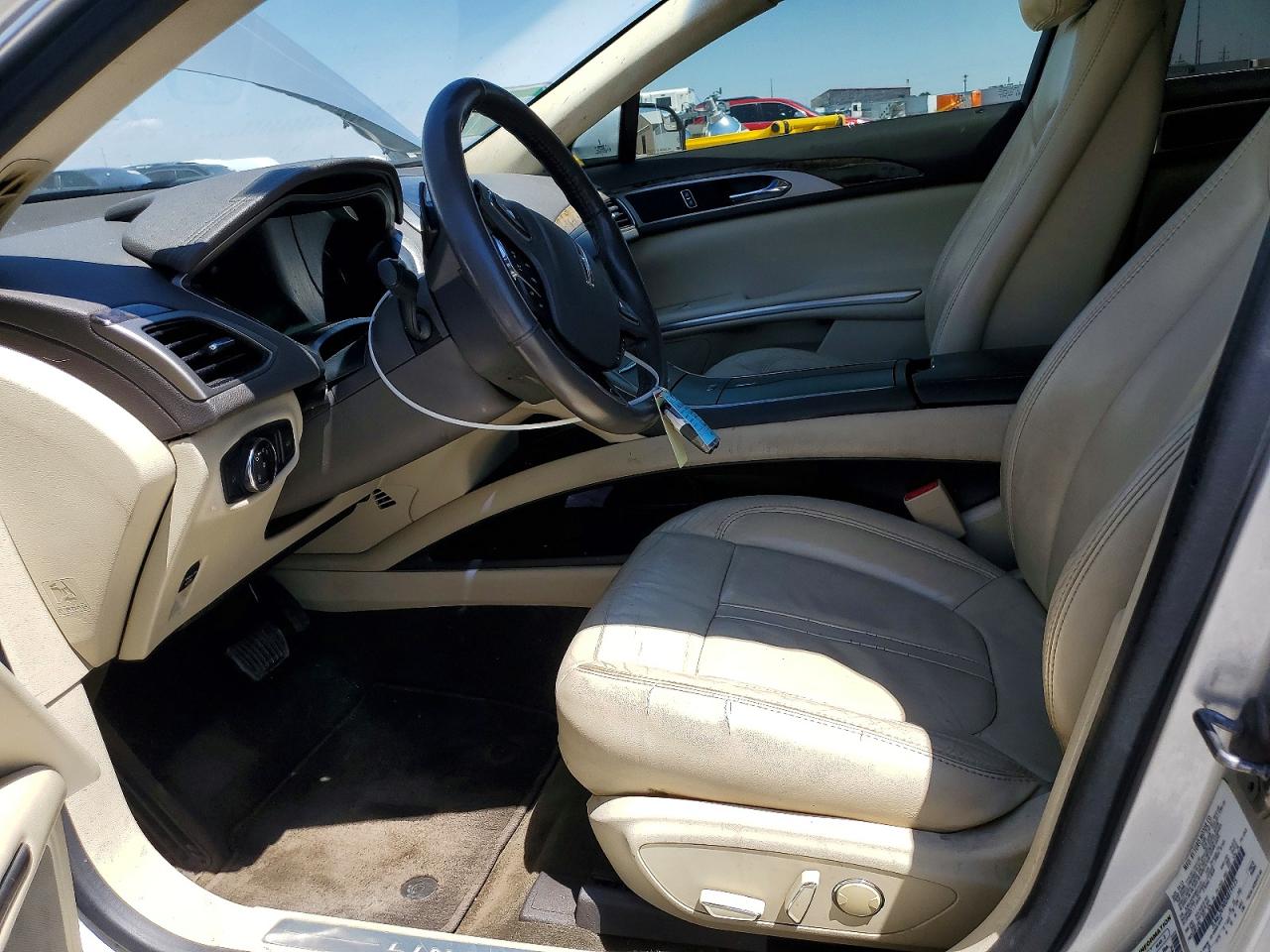2013 LINCOLN MKZ