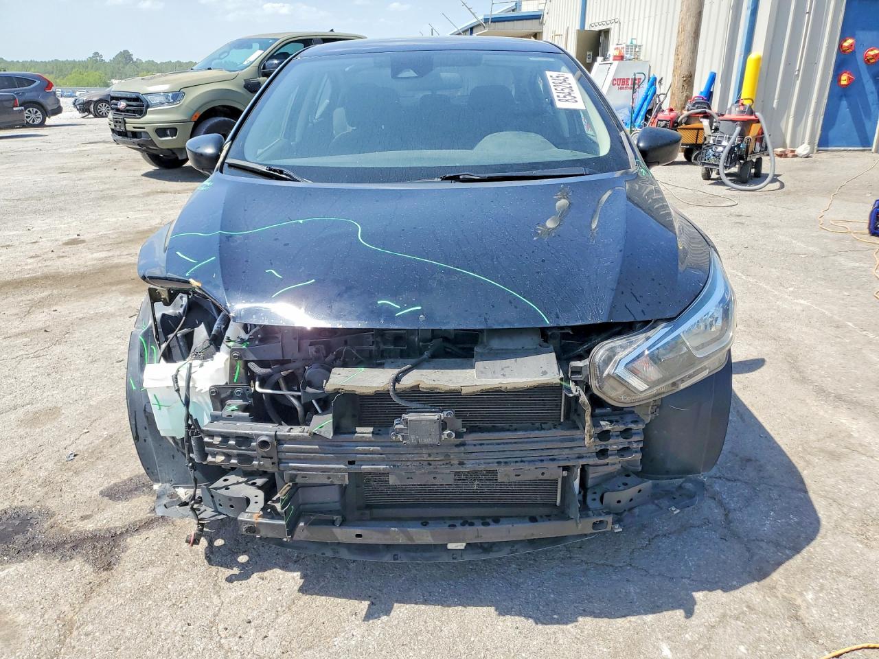 2021 NISSAN VERSA