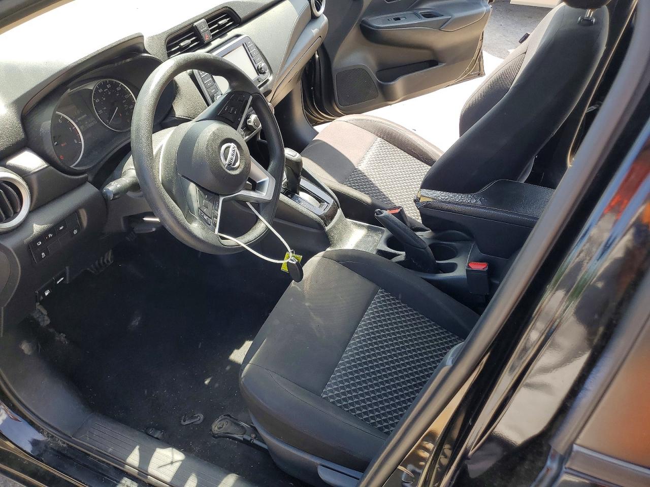 2021 NISSAN VERSA