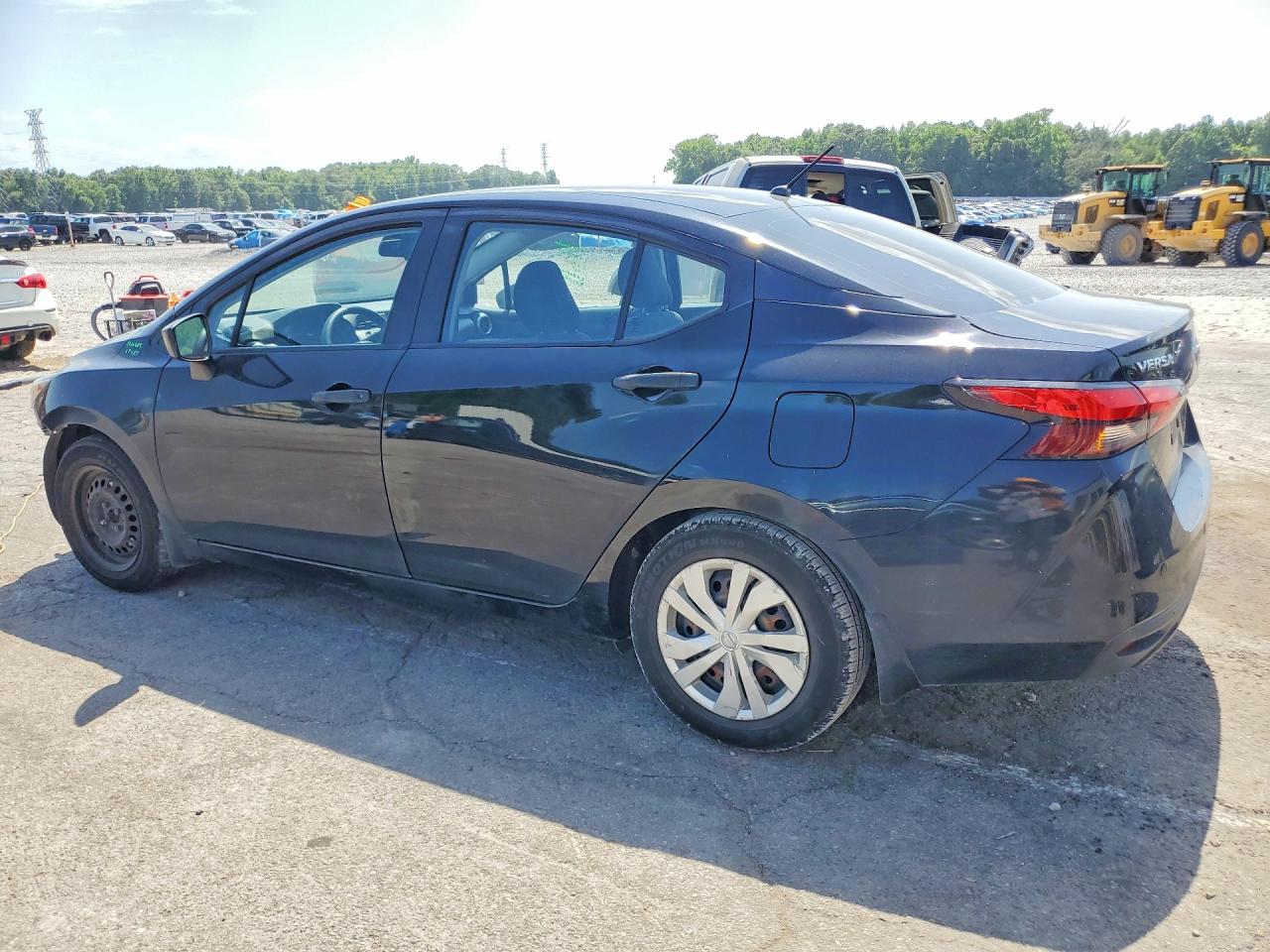 2021 NISSAN VERSA