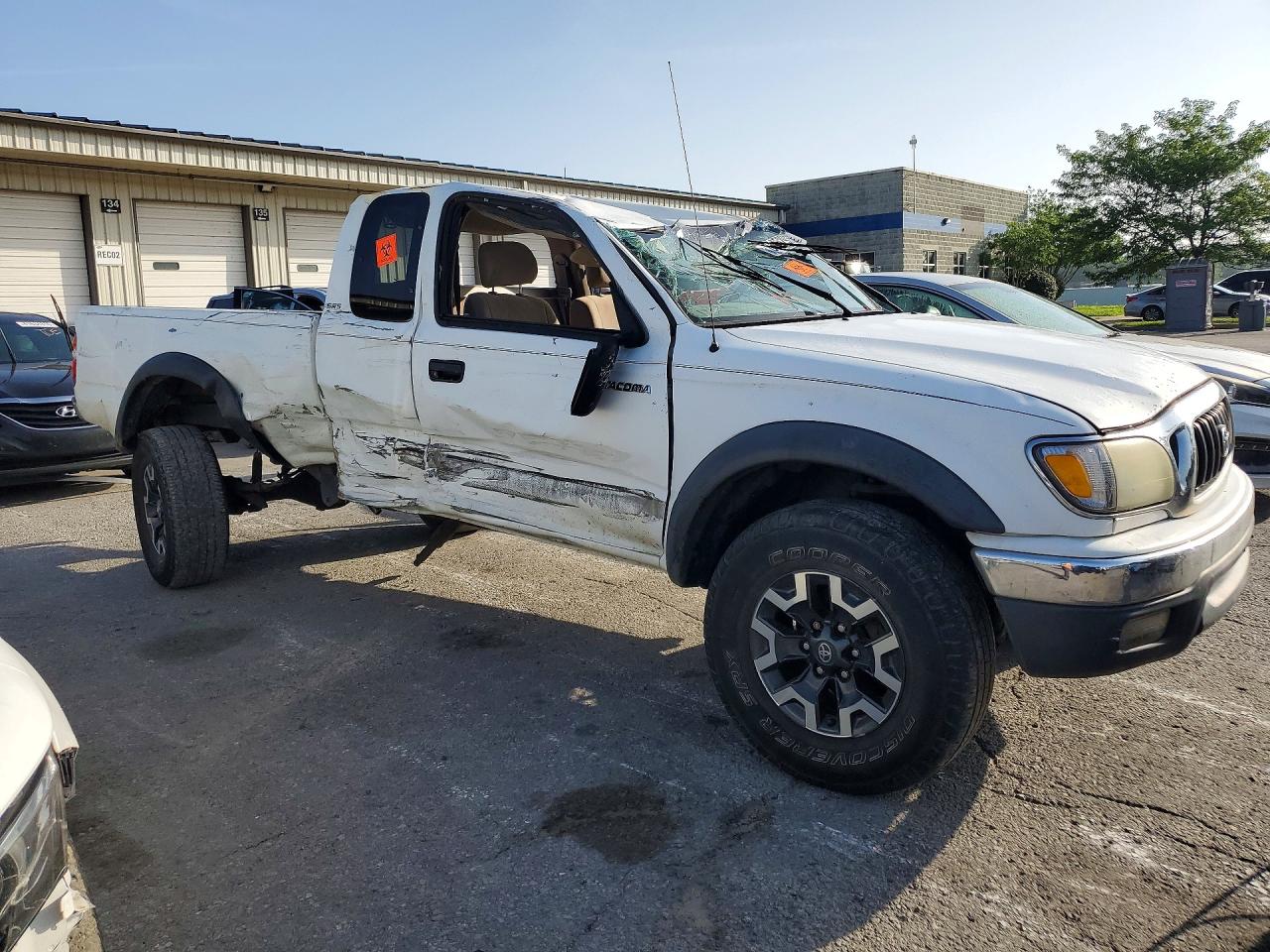 2004 TOYOTA TACOMA