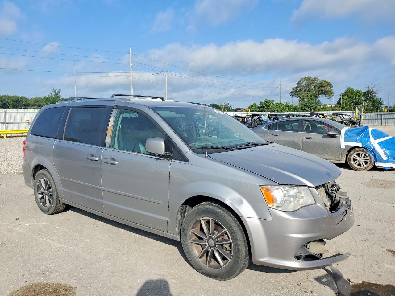 2017 DODGE CARAVAN