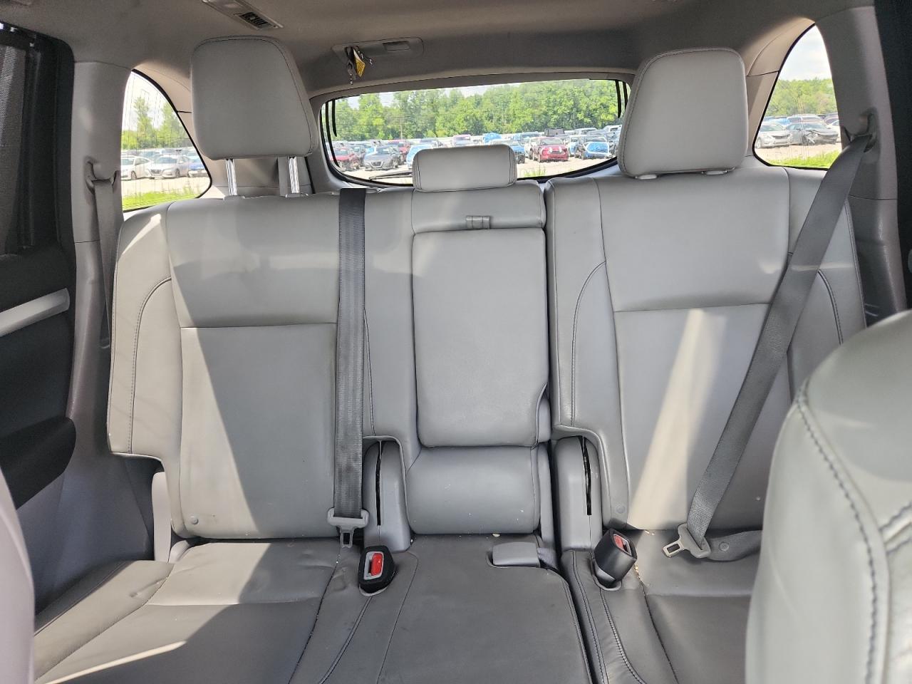 2015 TOYOTA HIGHLANDER