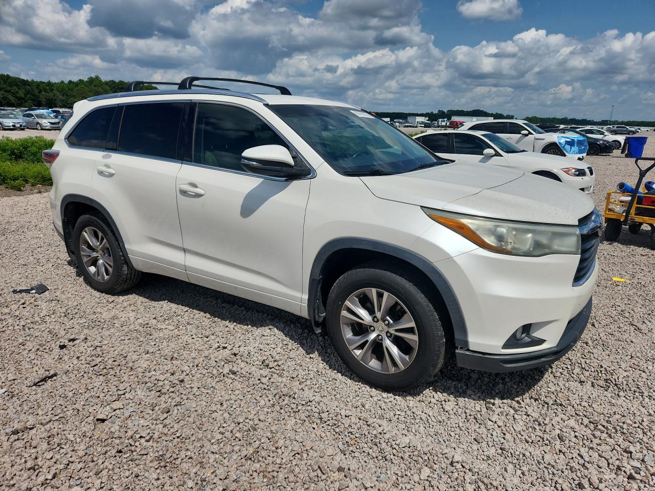 2015 TOYOTA HIGHLANDER