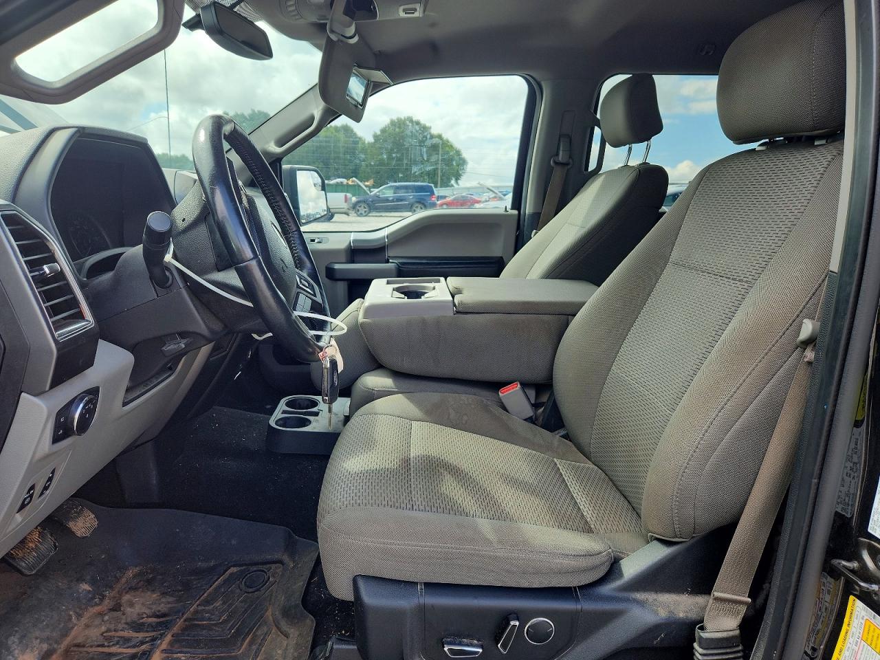 2017 FORD F150