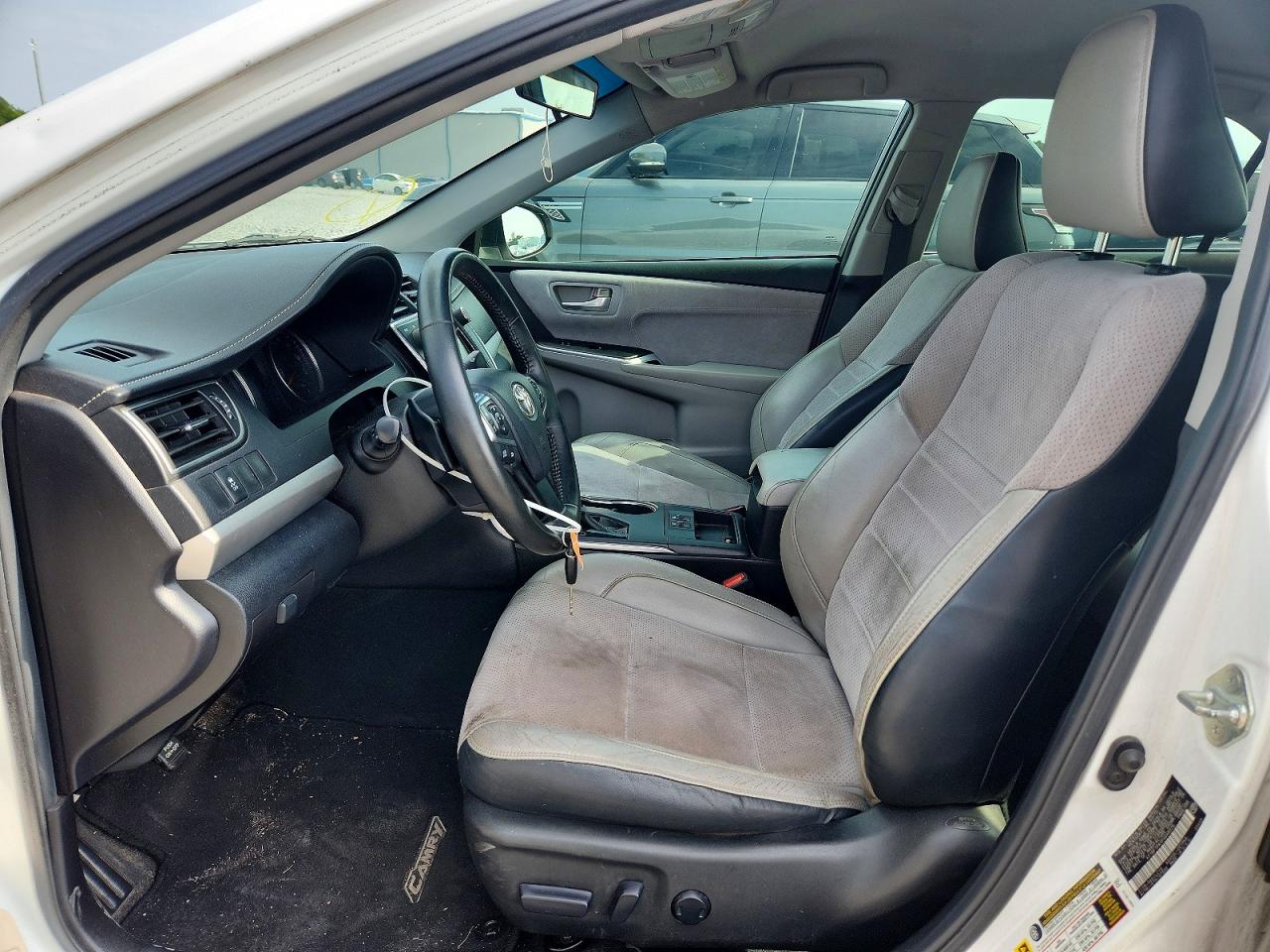 2015 TOYOTA CAMRY