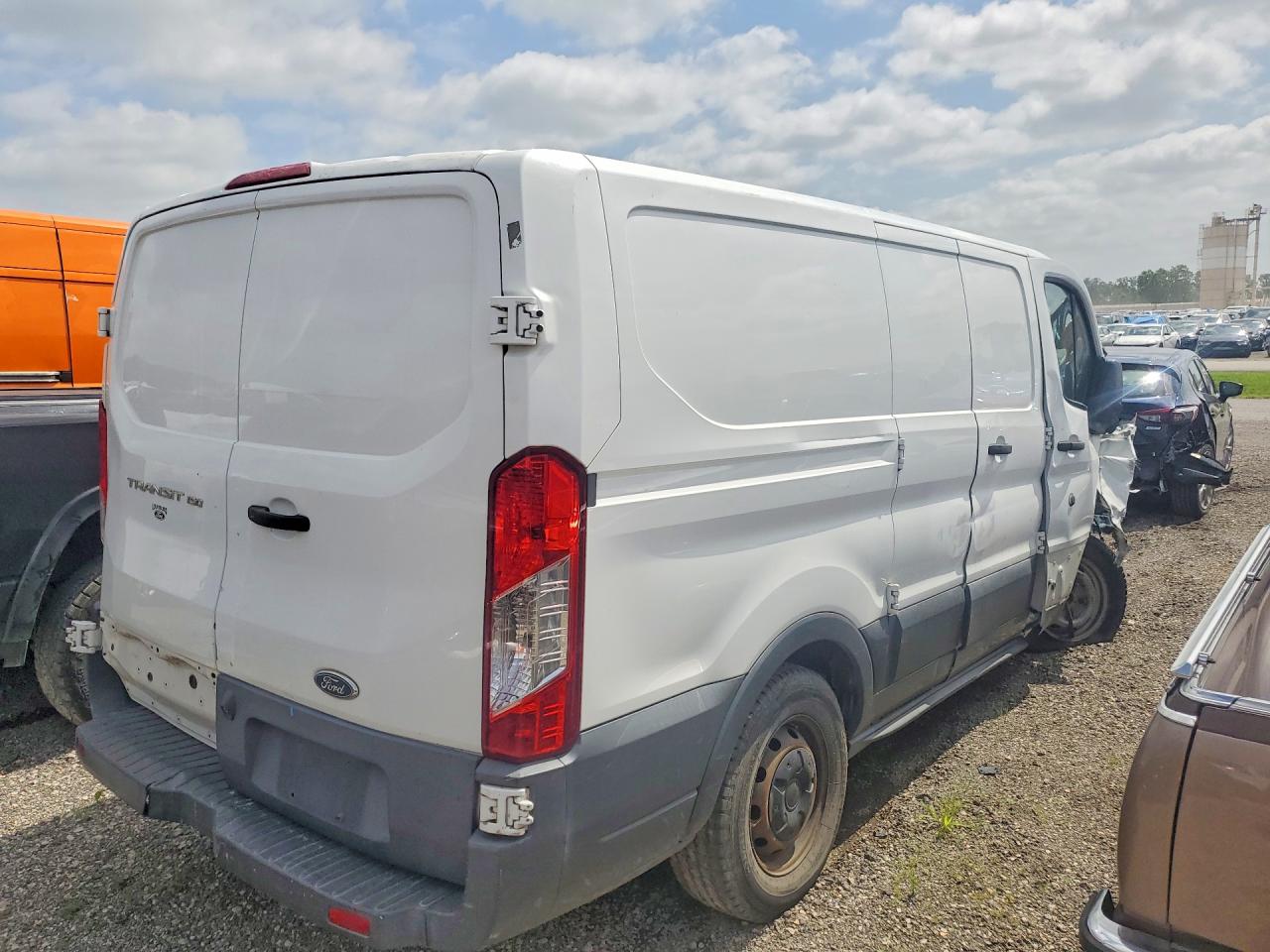 2015 FORD TRANSIT