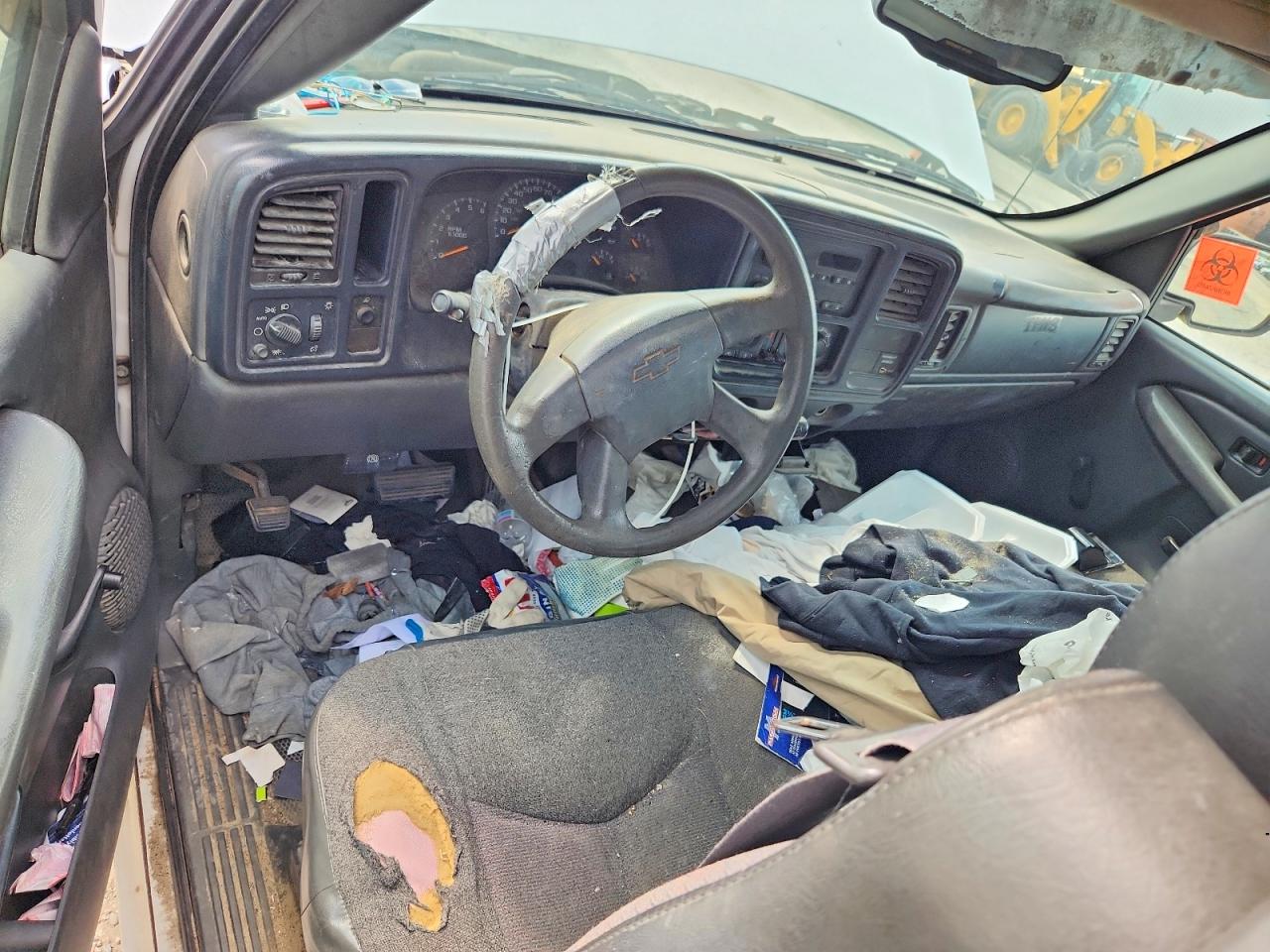 2004 CHEVROLET SILVERADO
