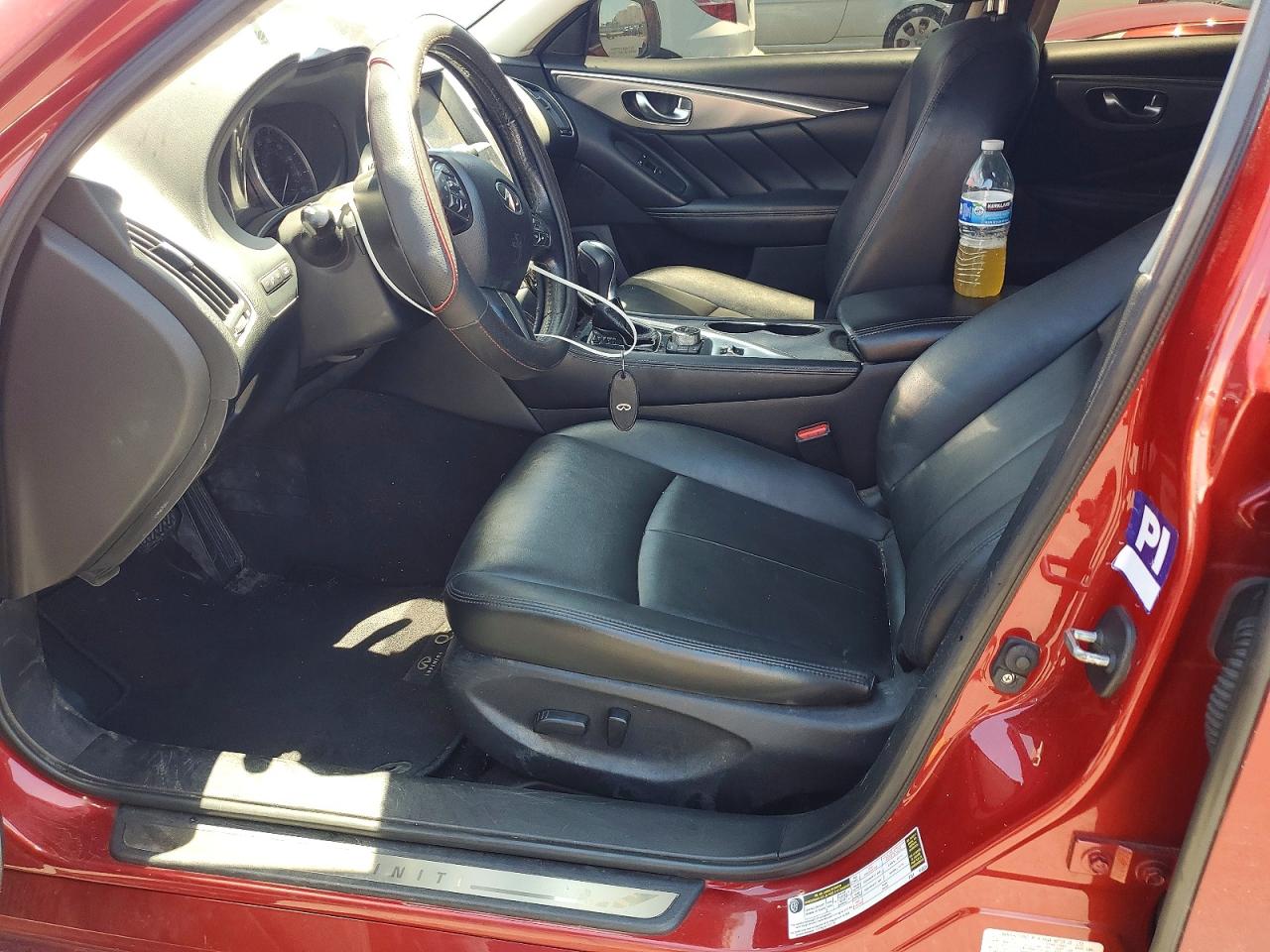 2016 INFINITI Q50
