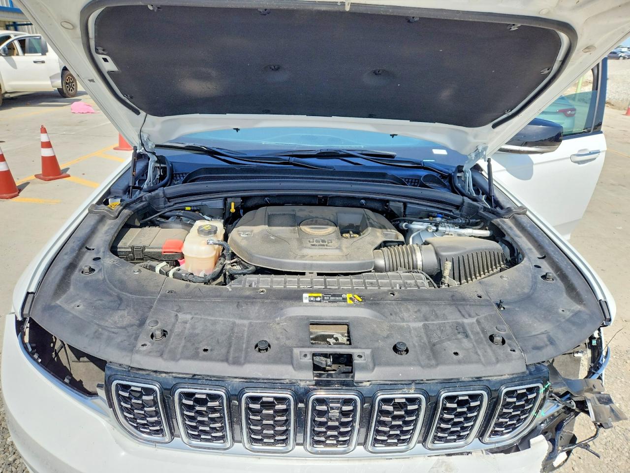 2023 JEEP CHEROKEE