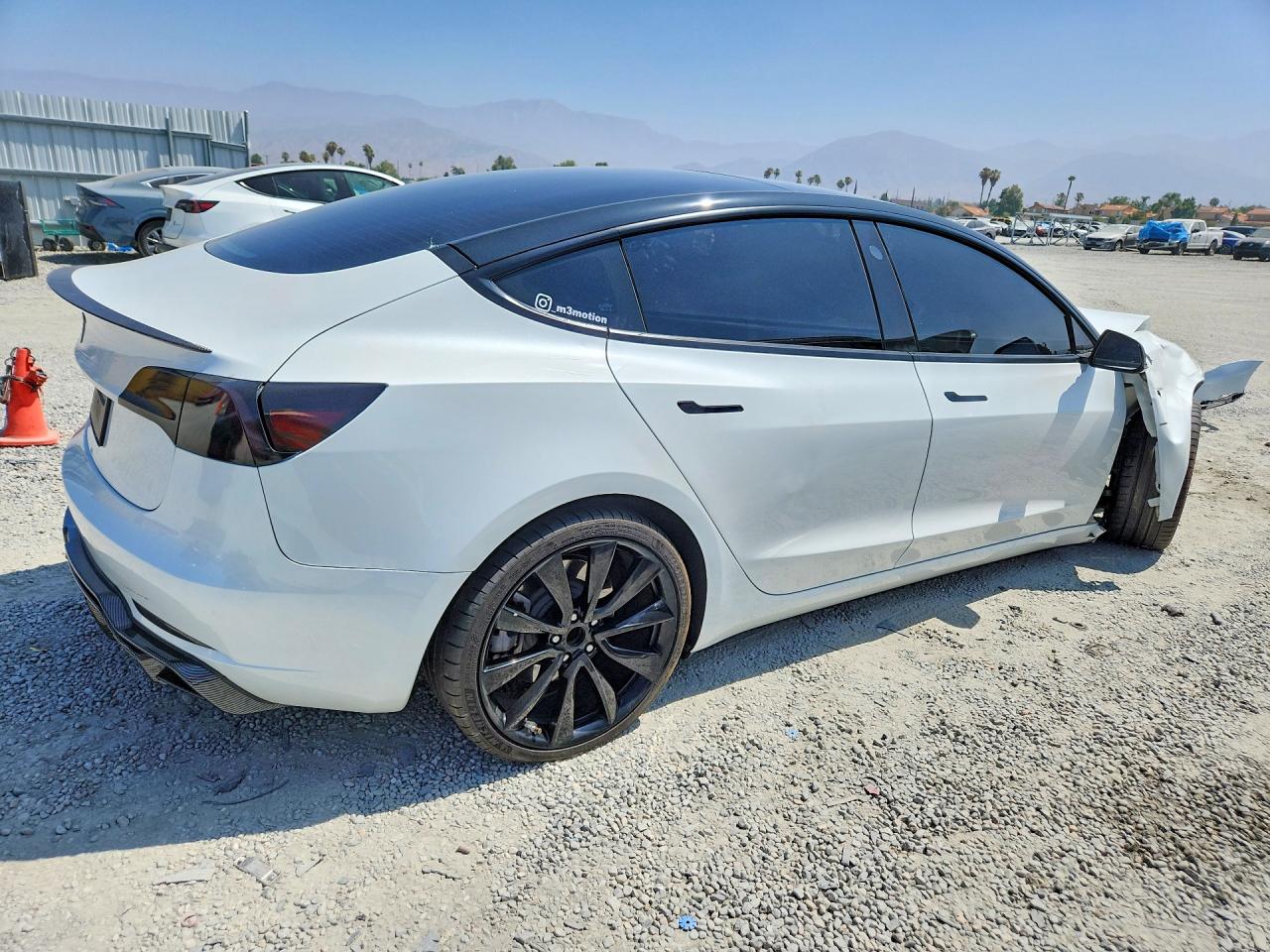 2023 TESLA MODEL 3