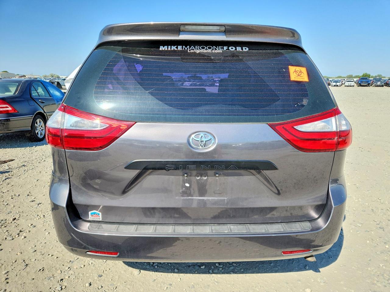 2016 TOYOTA SIENNA