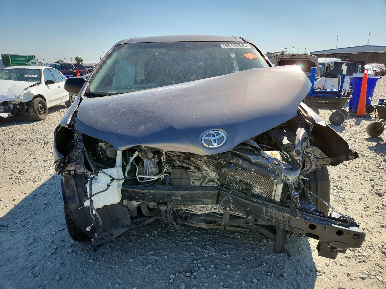 2016 TOYOTA SIENNA