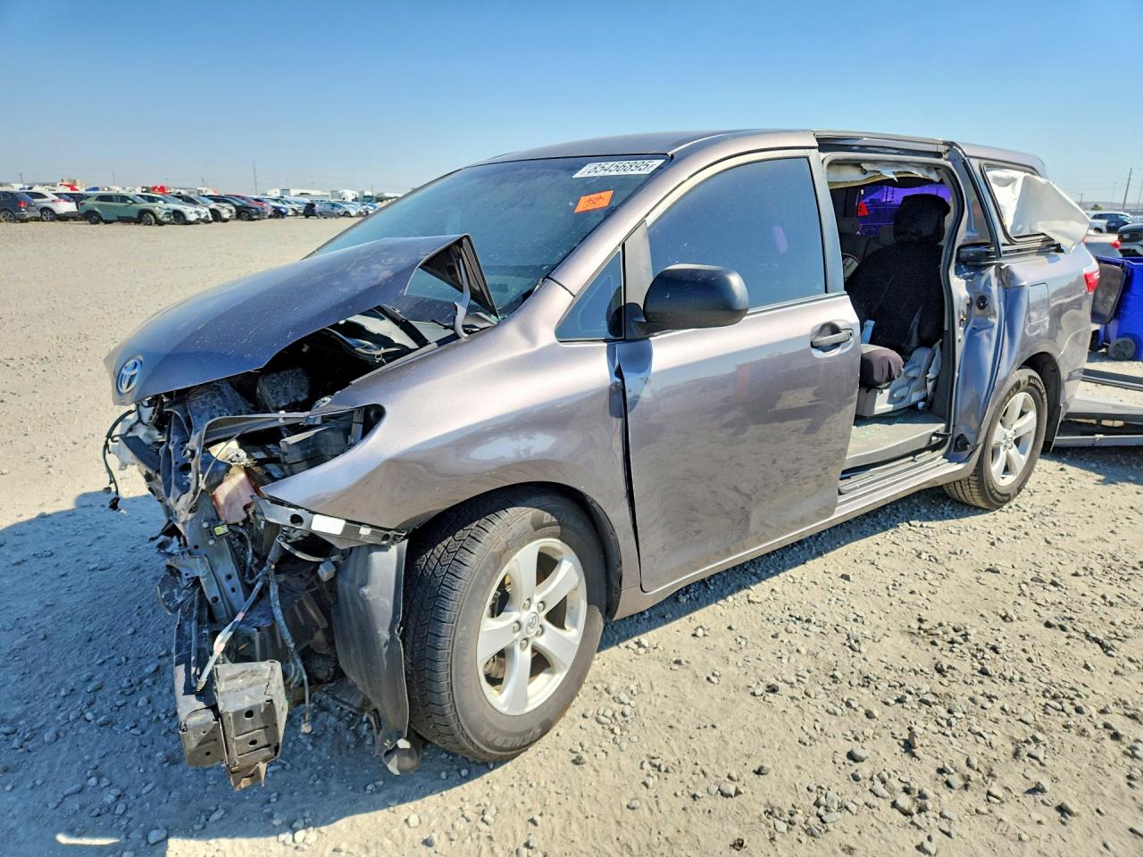 2016 TOYOTA SIENNA